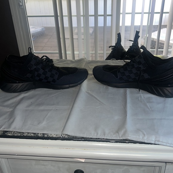 Louis Vuitton Damier Black Comfortable Runners - Picture 7 of 7